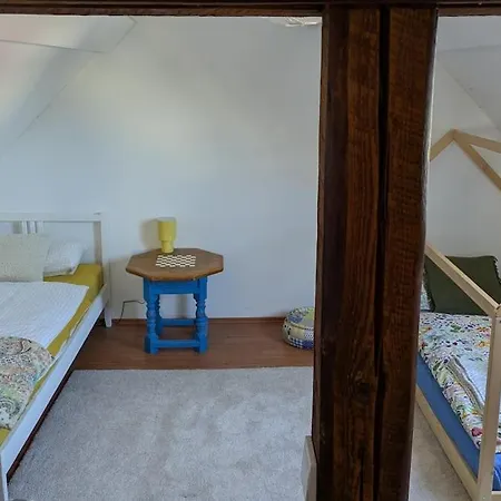 Haus 2 Zimmer, Kueche, Bad In Near Frankfurt Appartement