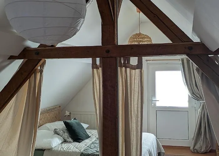 Haus 2 Zimmer, Kueche, Bad In Near Frankfurt * Karben