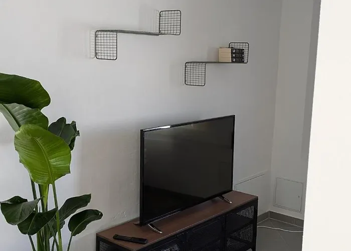 Haus 2 Zimmer, Kueche, Bad In Near Frankfurt Διαμέρισμα *